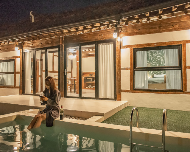 76029_accommodation_banner_image